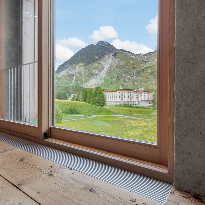 Wohnhaus Maloja, Referenzobjekt mit Zehnder Terraline Neo und Zehnder Subway