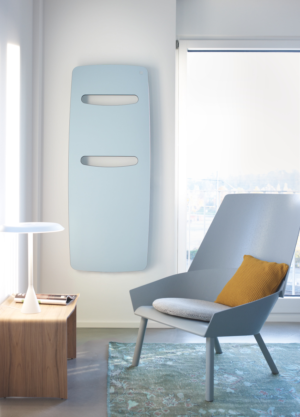 Rendering Zehnder Vitalo Spa Decorative radiator Front view