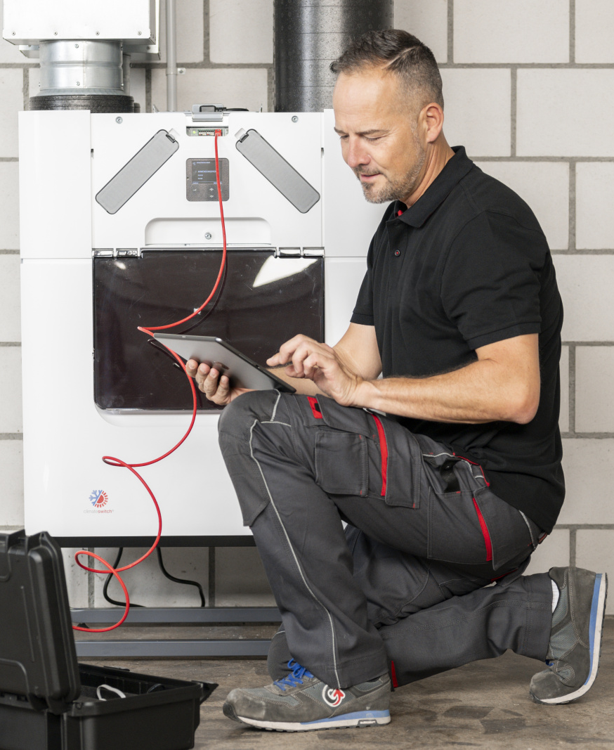 Zehnder_CSY_Installer-Shooting_image-0481_Retouched Zehnder, CSY, people, shooting, installer, customer, product showcase,