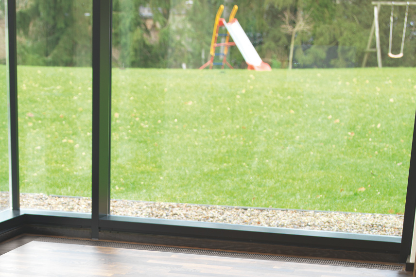 Visione chiara con Zehnder Terraline Photograph Zehnder Terraline Neo Decorative radiator