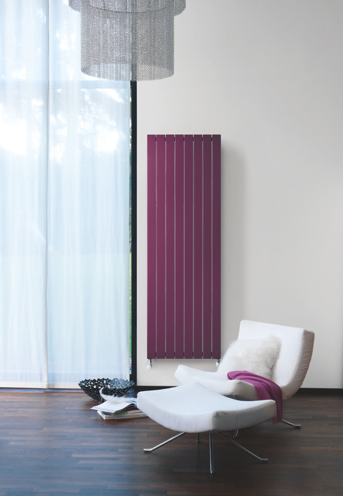 Zehnder_RAD_Nova-Jet-HY_DarkPurple_Livingroom Rendering Zehnder Nova Jet Decorative radiator