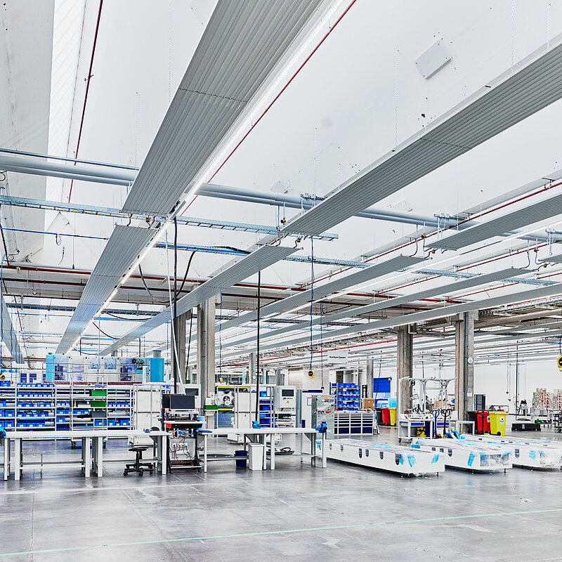 Padiglione industriale zehnder pannello radiante a soffitto