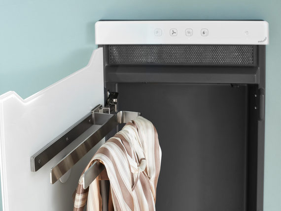 Rendering Zehnder Zenia Decorative radiator Angled view