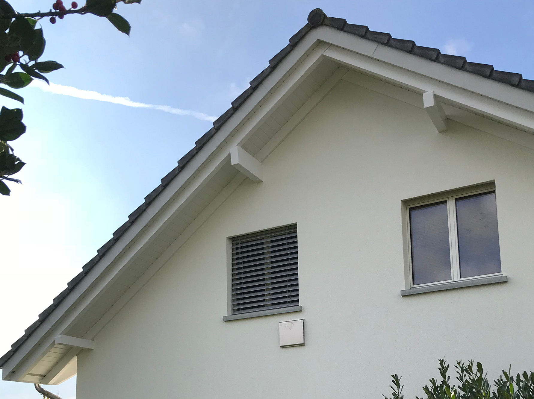 Façade de maison avec couvercle extérieur